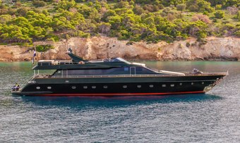 Can't Remember yacht charter Tecnomar Motor Yacht