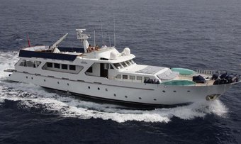 Lady Roxanne yacht charter Benetti Motor Yacht