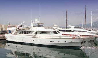 Hathor yacht charter CRN Motor Yacht
