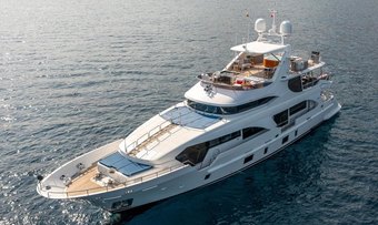 Jus Chill'n 3 yacht charter Benetti Motor Yacht