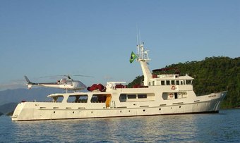 Deslize yacht charter Custom Motor Yacht