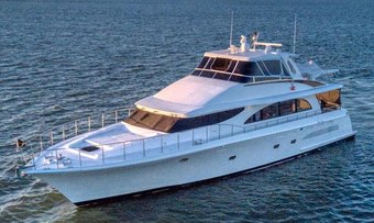 Chaser yacht charter lifestyle