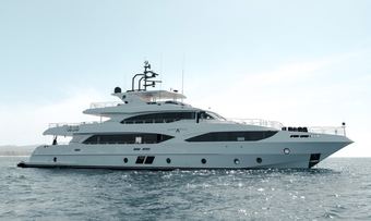 Altavita yacht charter Gulf Craft Motor Yacht