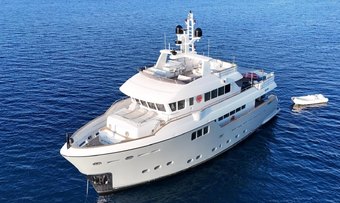 GraNil yacht charter Cantiere delle Marche Motor Yacht