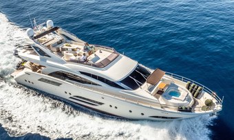 Dalia yacht charter Dominator Motor Yacht