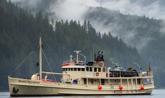 Pacific Yellowfin yacht charter Billings Shipyard Motor Yacht