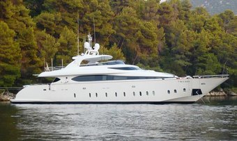 Tuscan Sun yacht charter Maiora Motor Yacht