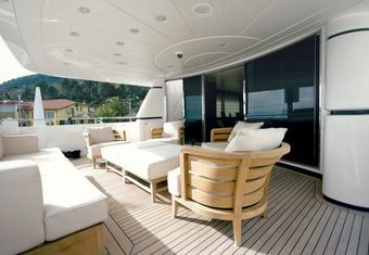 Sky Khan yacht charter lifestyle
                        