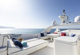 Phenomena yacht charter lifestyle