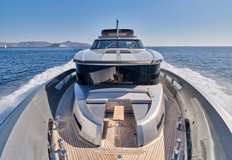 Seammetry yacht charter lifestyle
                        