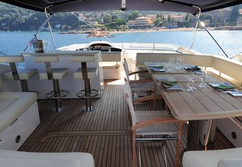 Donizetti yacht charter lifestyle
                        