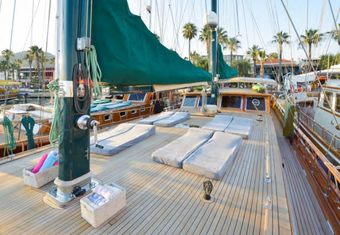 Ros Mare yacht charter lifestyle