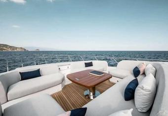 Family Ties yacht charter lifestyle
                        