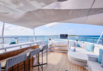 Arkadia yacht charter lifestyle
                        
