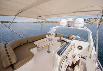 Le Chiffre yacht charter lifestyle
                        