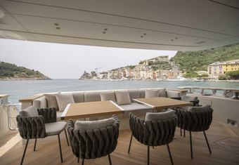 EM3 yacht charter lifestyle