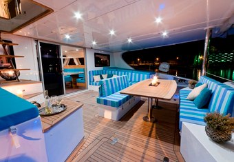 Anini yacht charter lifestyle