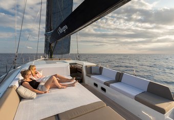 Allegro yacht charter lifestyle
                        