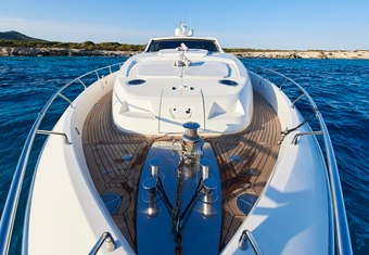 Oceans 5 yacht charter lifestyle
                        