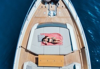 E3 yacht charter lifestyle
                        