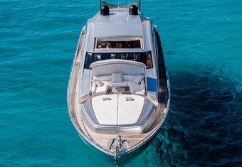 Wahoo yacht charter lifestyle
                        
