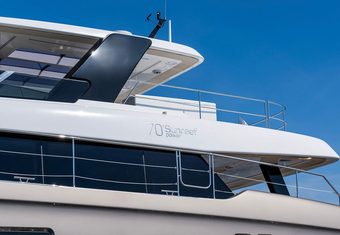 Amileo yacht charter lifestyle
                        