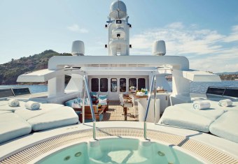 Samadhi yacht charter lifestyle
                        