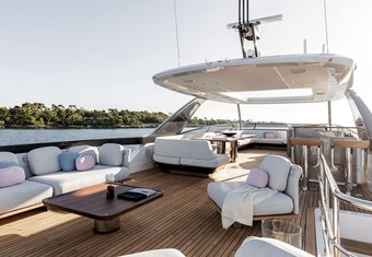 BK yacht charter lifestyle