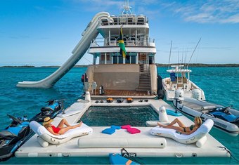 Sea Class yacht charter lifestyle
