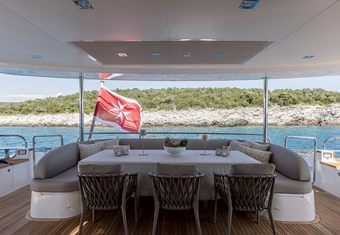 Experience yacht charter lifestyle