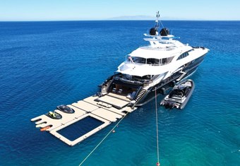 Bliss yacht charter lifestyle
                        