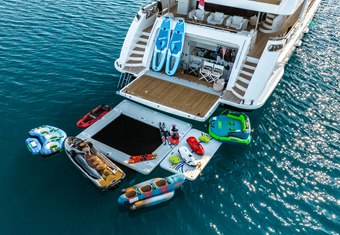 Lady MRD yacht charter lifestyle
