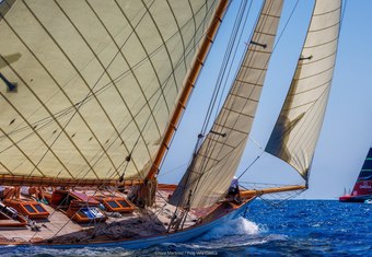 Mariska yacht charter lifestyle