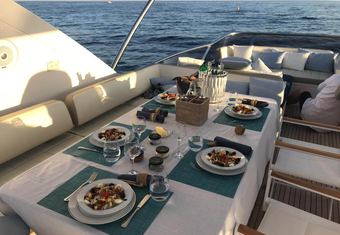 Vabosa yacht charter lifestyle