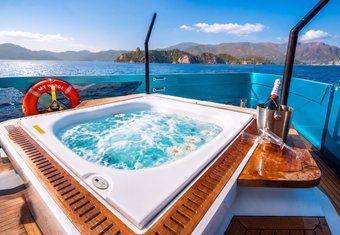Wedge yacht charter lifestyle
                        