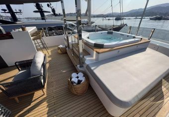 Nomad yacht charter lifestyle
