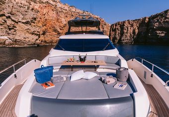 Anassa A yacht charter lifestyle
                        