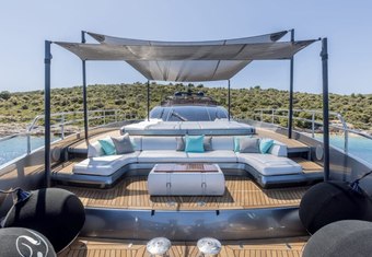 Yoyita II yacht charter lifestyle
                        