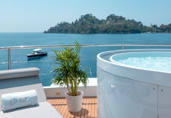 Deep Blue II yacht charter lifestyle