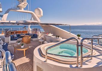 Jo I yacht charter lifestyle
                        