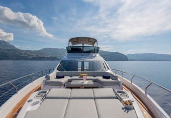 Ale II yacht charter lifestyle
                        