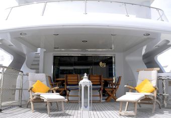 Lady Malak yacht charter lifestyle
                        