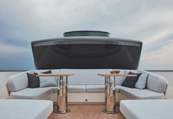 Dellagrazia yacht charter lifestyle
                        
