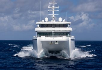 Wayfinder yacht charter lifestyle
                        