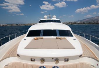 Whisper V yacht charter lifestyle
                        