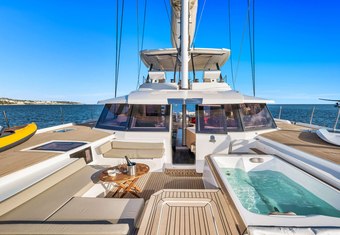 Era yacht charter lifestyle
                        