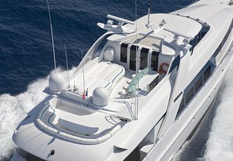 Moonraker yacht charter lifestyle
                        