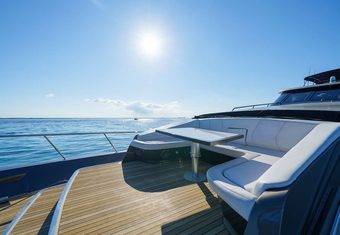 Julianne yacht charter lifestyle
                        