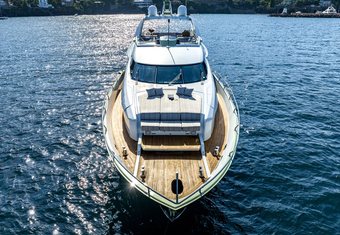 Manatea yacht charter lifestyle
                        
