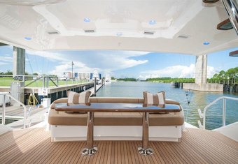 Touche yacht charter lifestyle
                        